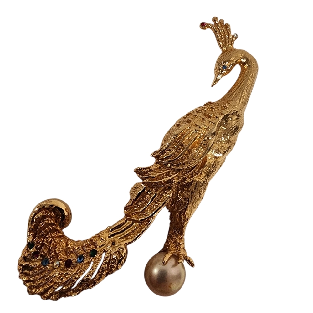 Vintage Oleg Cassini 1964 brooch peacock rhinestones and faux pearl gold  A0033 - Picture 16 of 16